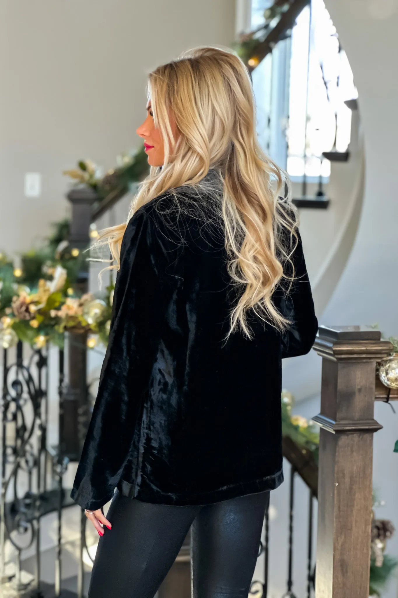 All I Need Velvet Open Front Blazer : Black lol