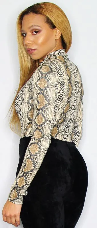 High/Turtle Neck Snake Print Bodysuit